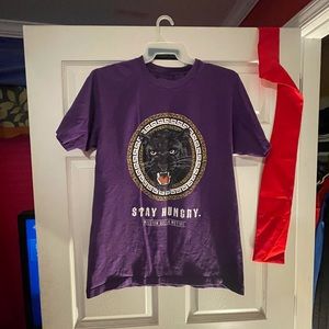 Million dollar motive graphic tee/ Large